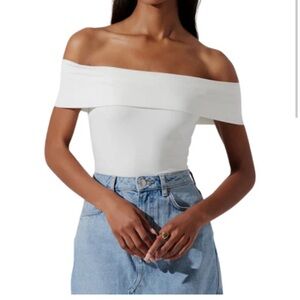 ASTR Mavey Bodysuit - M